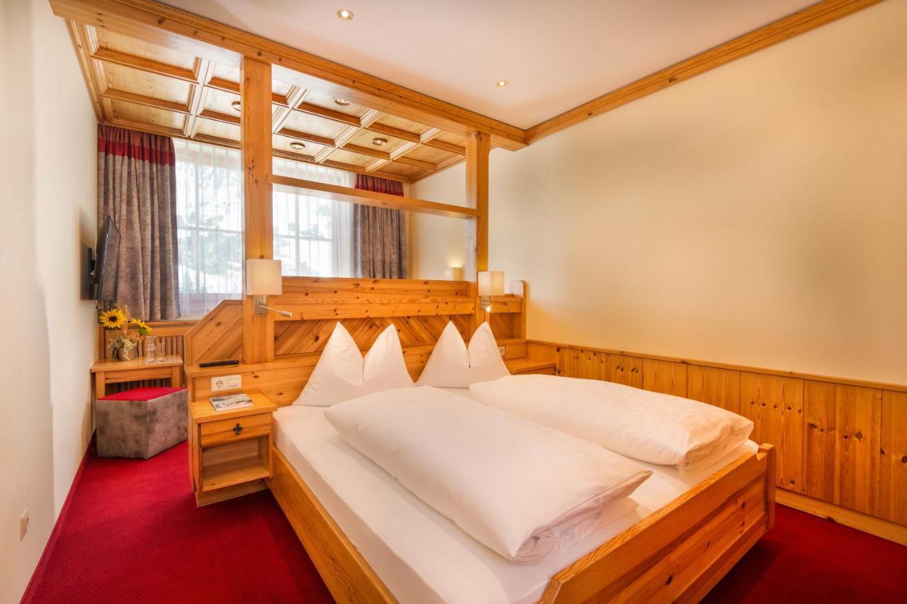 Hotel Garni Haus Tyrol Obertauern Exterior photo
