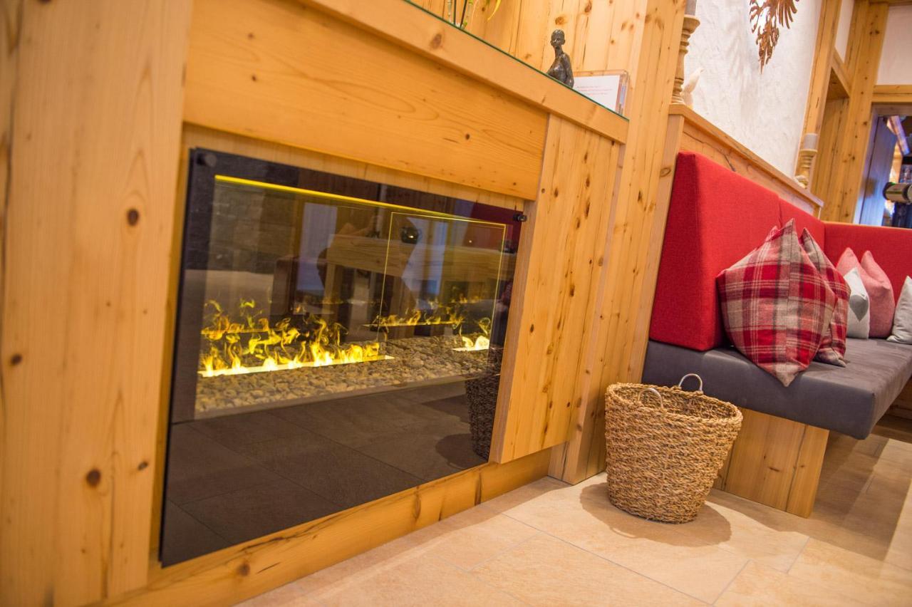 Hotel Garni Haus Tyrol Obertauern Exterior photo