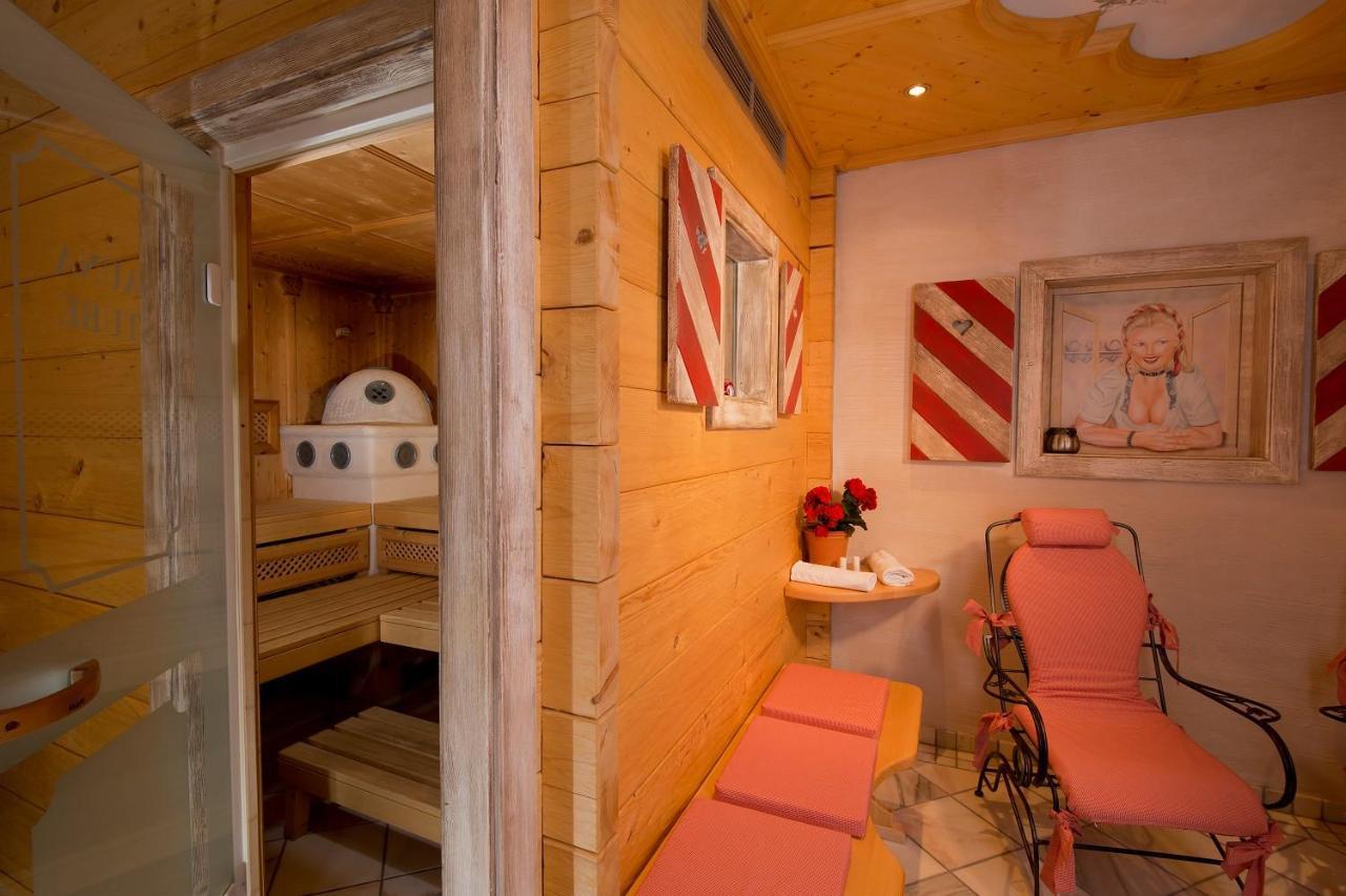 Hotel Garni Haus Tyrol Obertauern Exterior photo